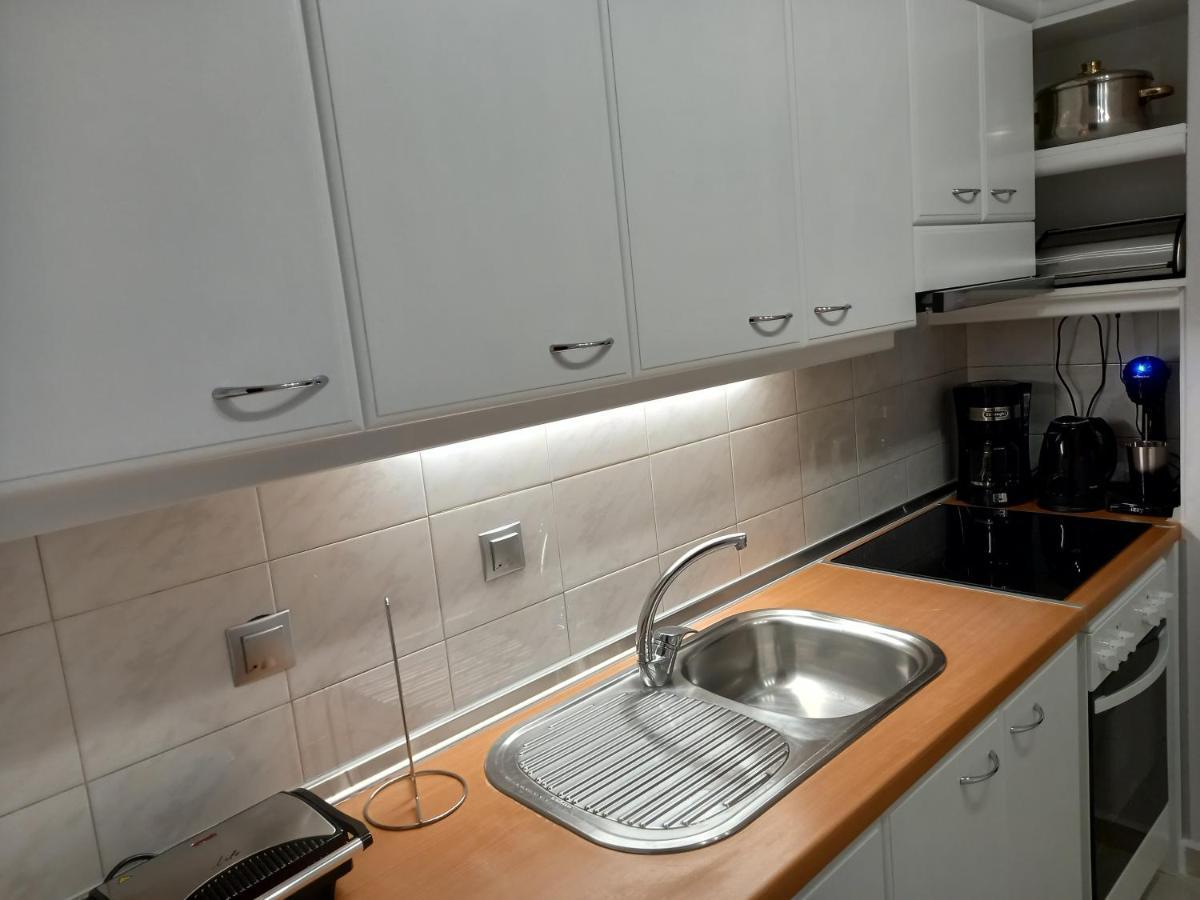 Mystique Apartment Komotiní Luaran gambar