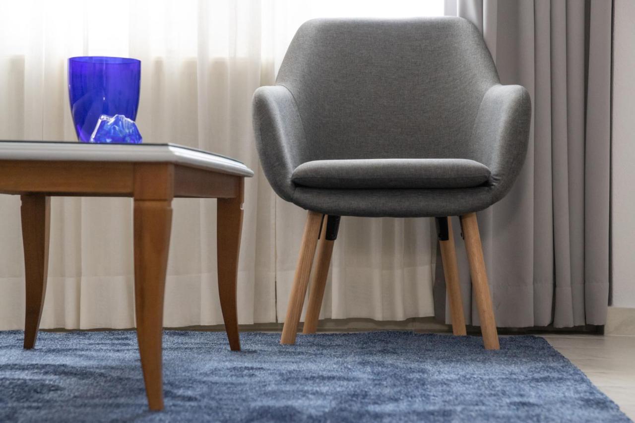 Mystique Apartment Komotiní Luaran gambar