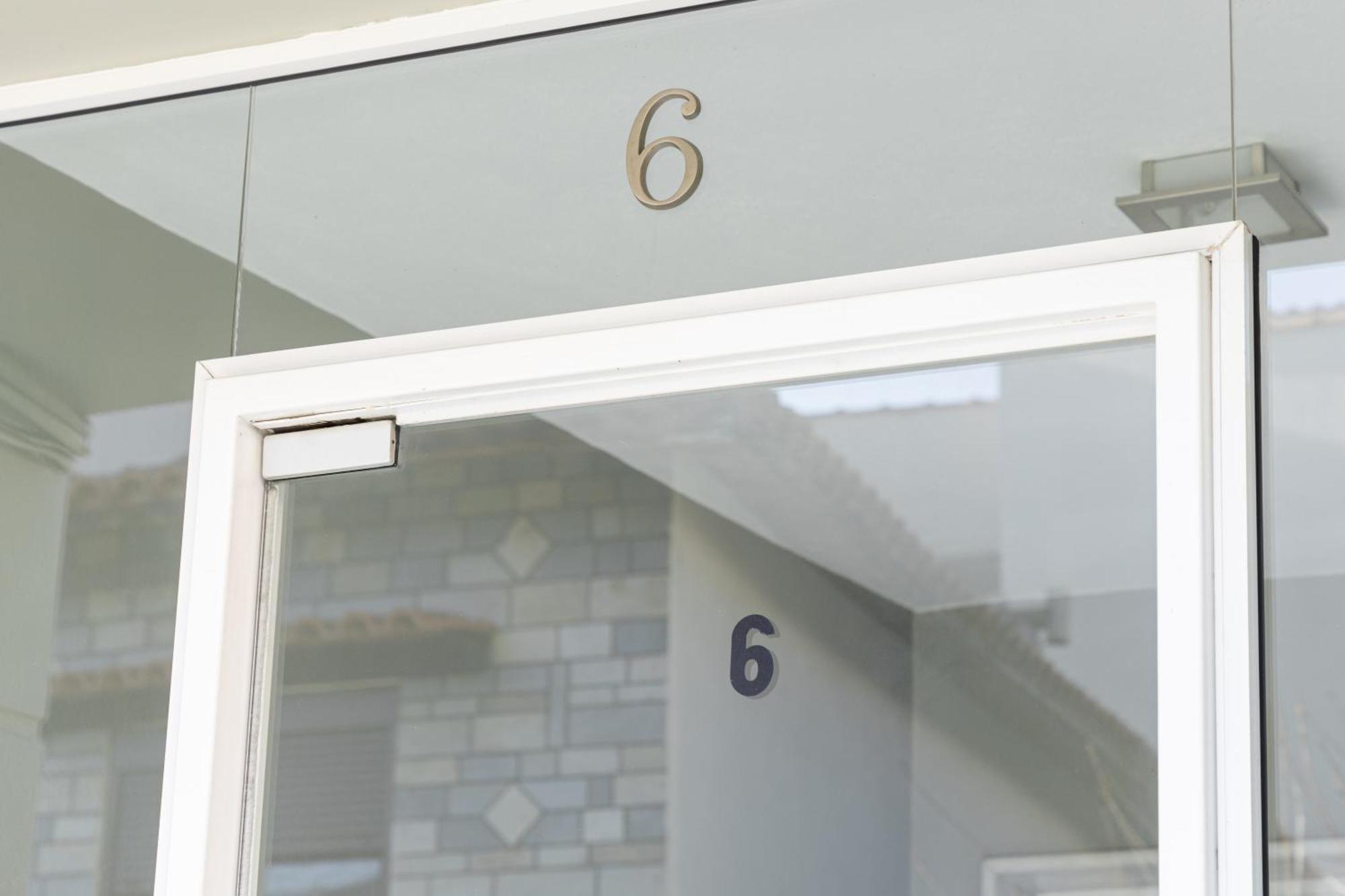 Mystique Apartment Komotiní Luaran gambar