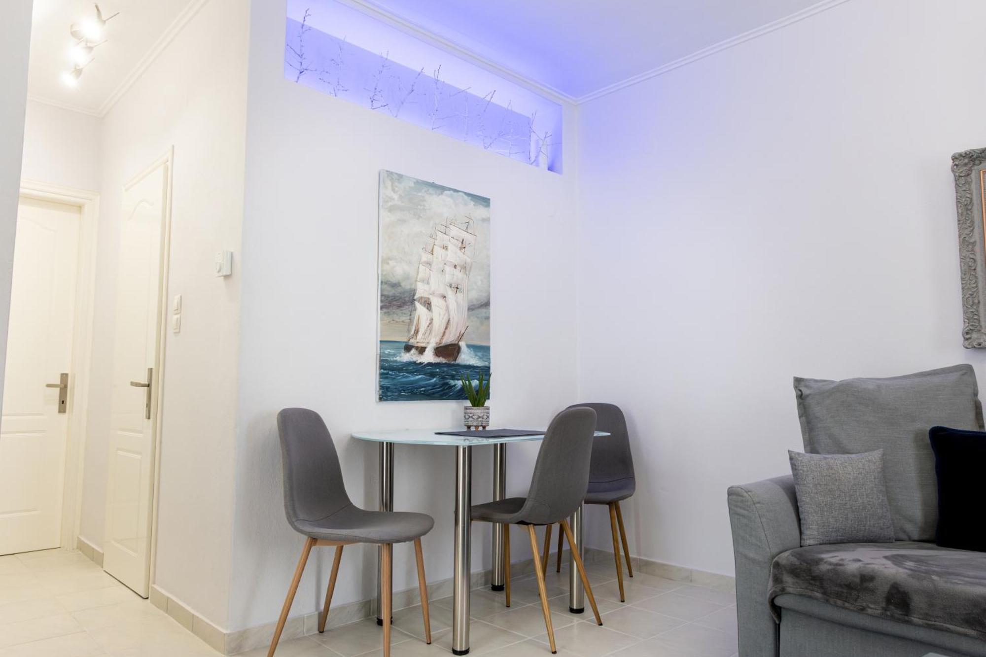 Mystique Apartment Komotiní Luaran gambar